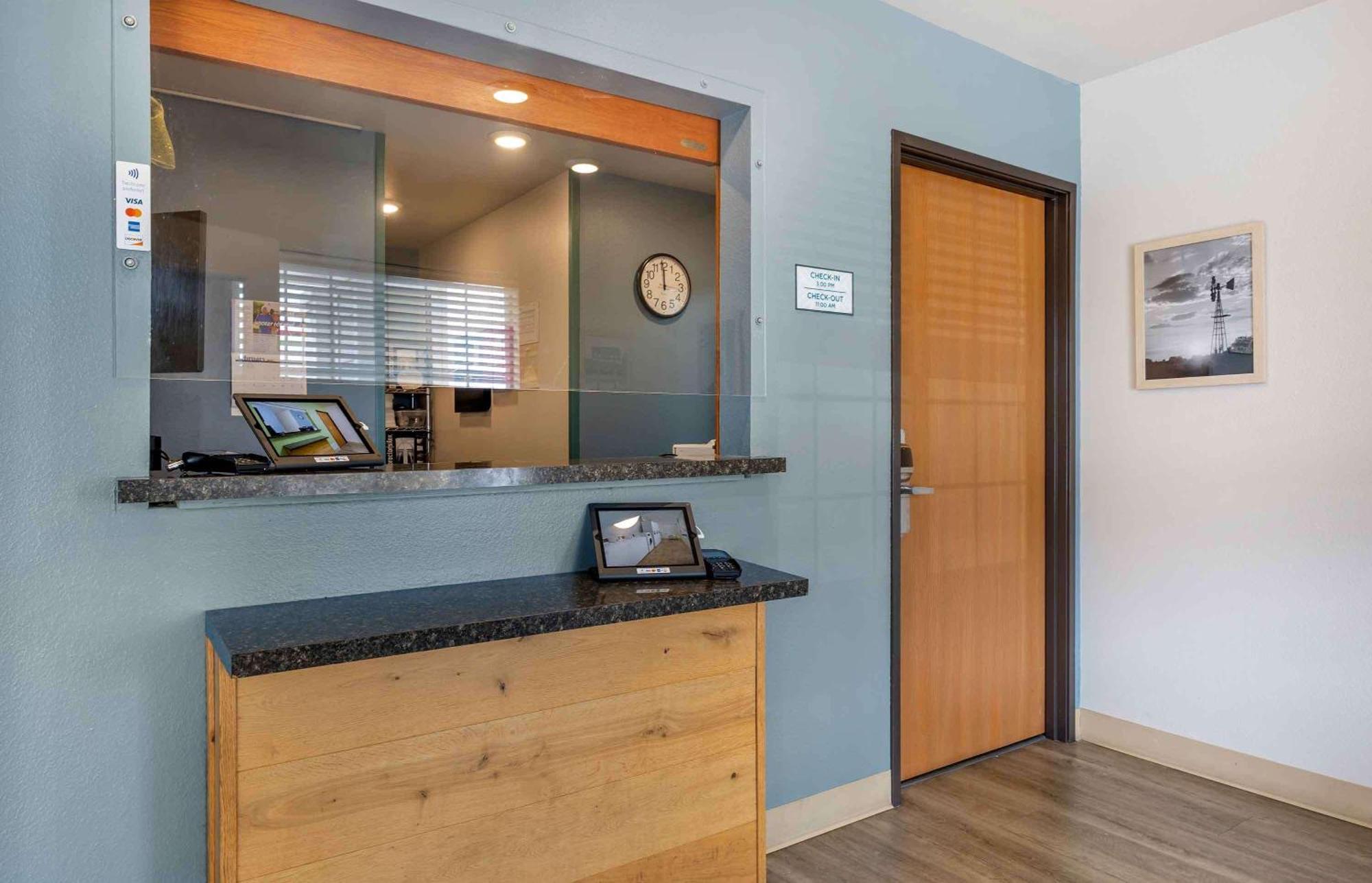 Extended Stay America Select Suites - Wichita - South Eksteriør bilde